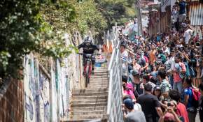 [FOTOS] De Quilpué es el ganador del espectacular Valparaíso Cerro Abajo 2019