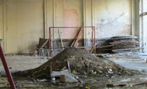 Difunden imágenes que muestran deterioro de Escuela Ramón Barros Luco de Valparaíso